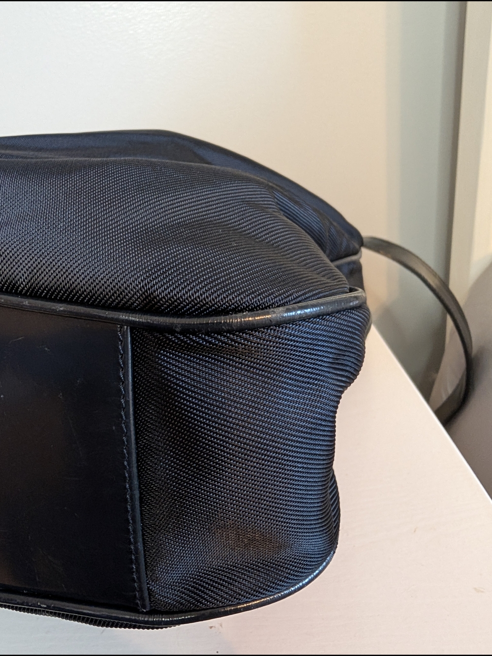 Gucci Vintage Bamboo Navy Hobo Shoulder Bag - EUC! - Picture 7 of 16